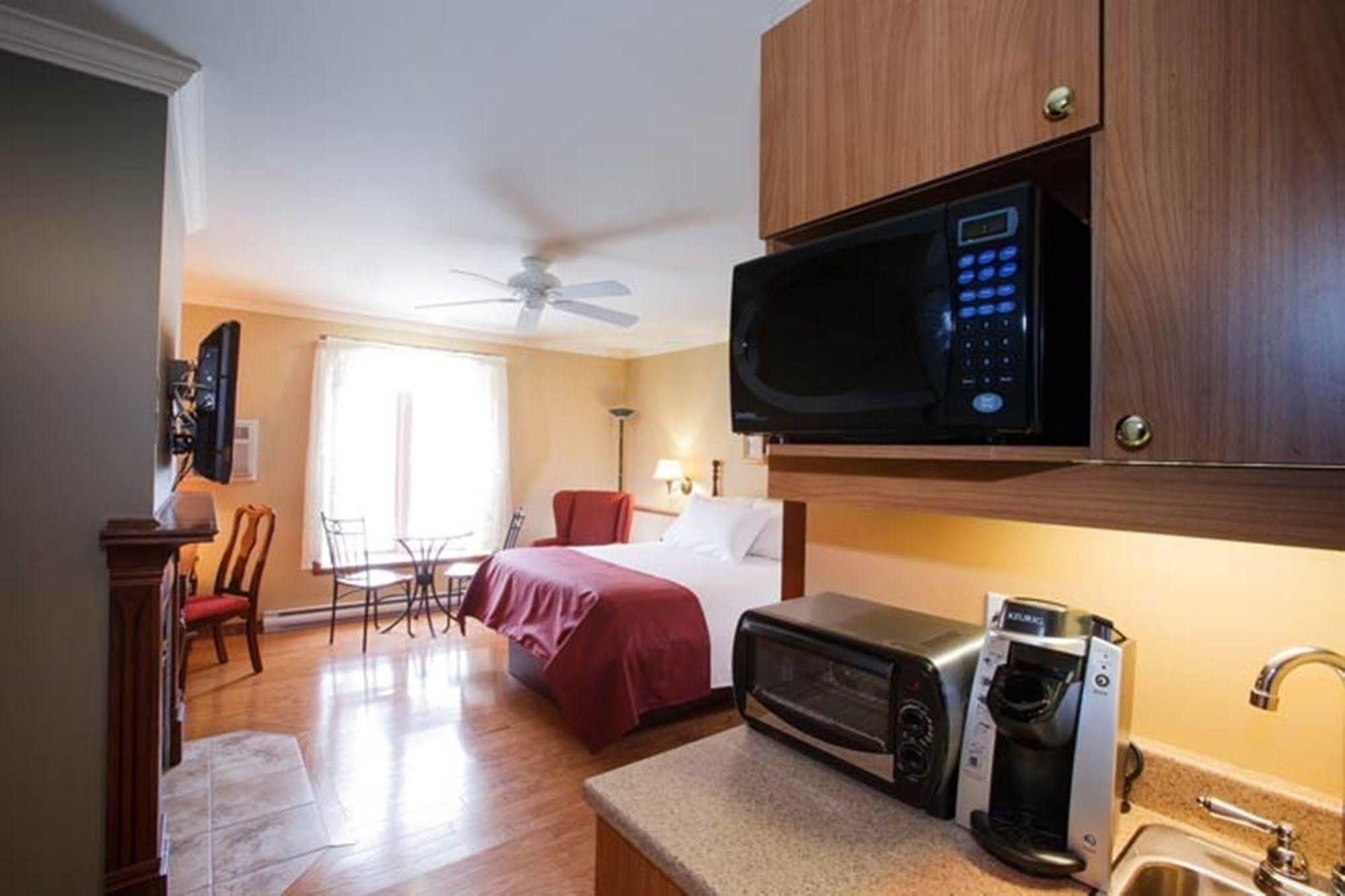 Relais St-Denis Ξενοδοχείο Saint-Sauveur-des-Monts Εξωτερικό φωτογραφία
